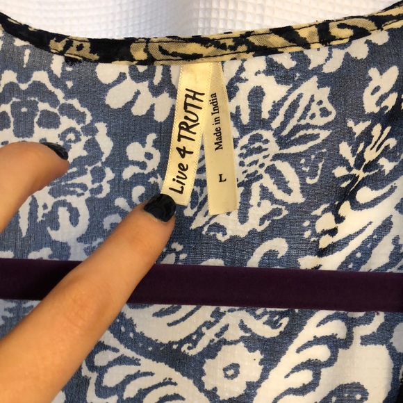 High low beach cover up - Picture 3 of 3